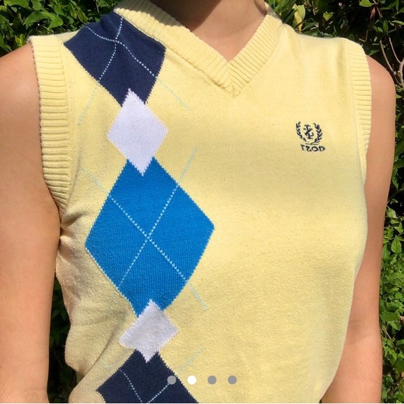 argyle sweater vest - Picture 2 of 4